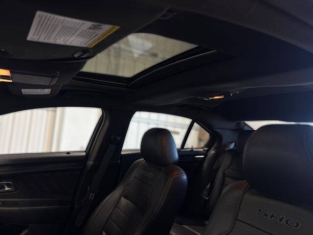 2018 Ford Taurus SHO