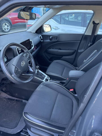 2023 Hyundai Venue Limited