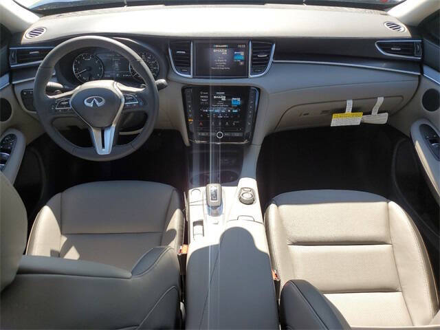 2025 Infiniti QX50 Luxe