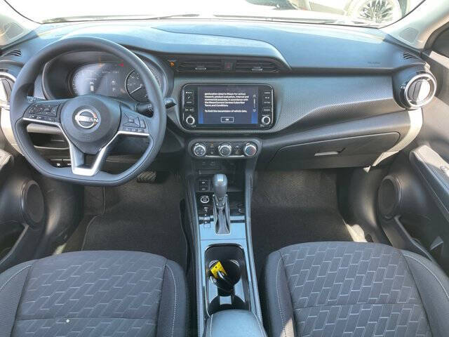 2024 Nissan Kicks SV