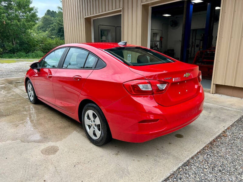 2017 Chevrolet Cruze LS Manual