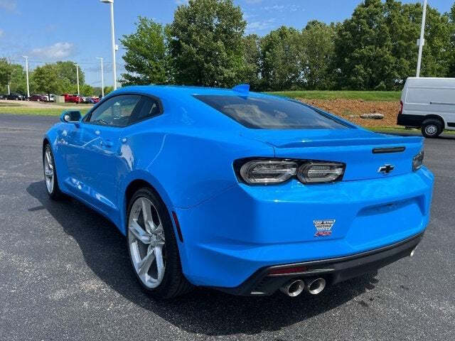 2023 Chevrolet Camaro 5
