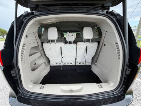 2017 Chrysler Pacifica Touring Plus