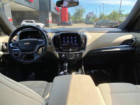 2022 Chevrolet Traverse LT Cloth