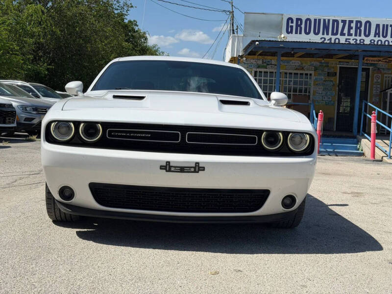 2015 Dodge Challenger SXT Plus