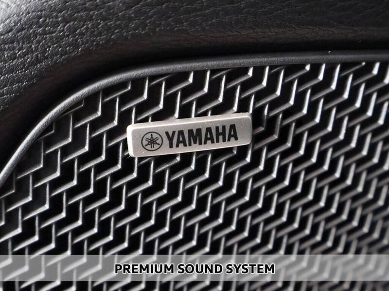 2025 Mitsubishi Outlander ES