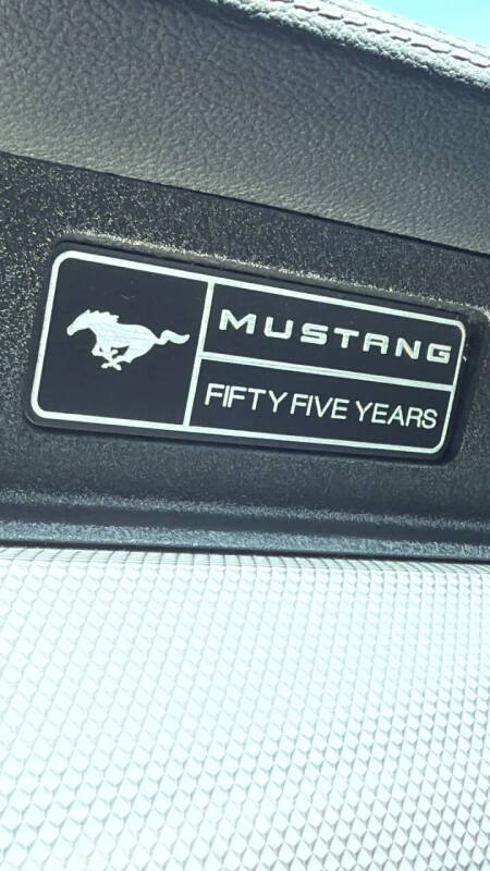 2020 Ford Mustang