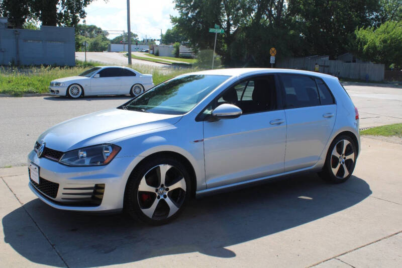 2016 Volkswagen Golf GTI S