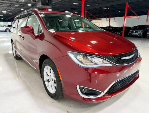 2018 Chrysler Pacifica Touring L Plus