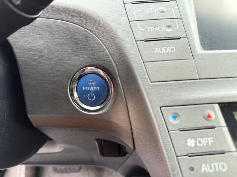 2013 Toyota Prius Two