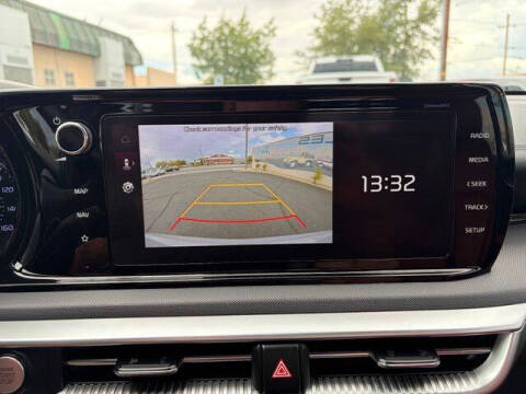 2023 Kia K5