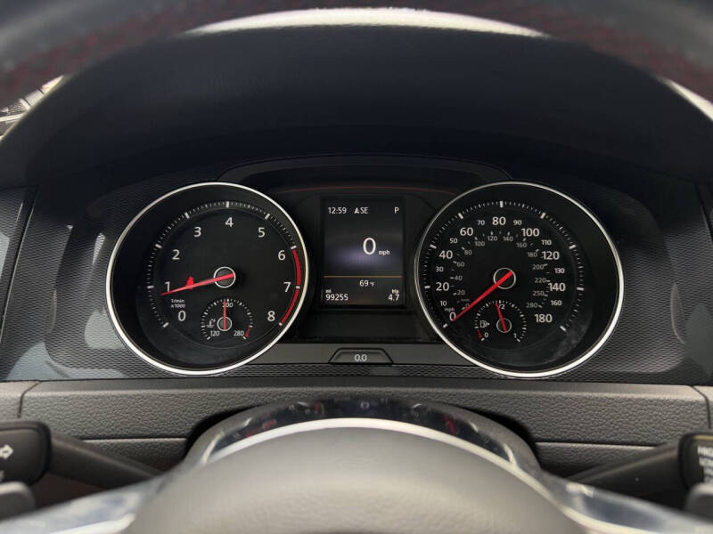 2016 Volkswagen Golf GTI SE