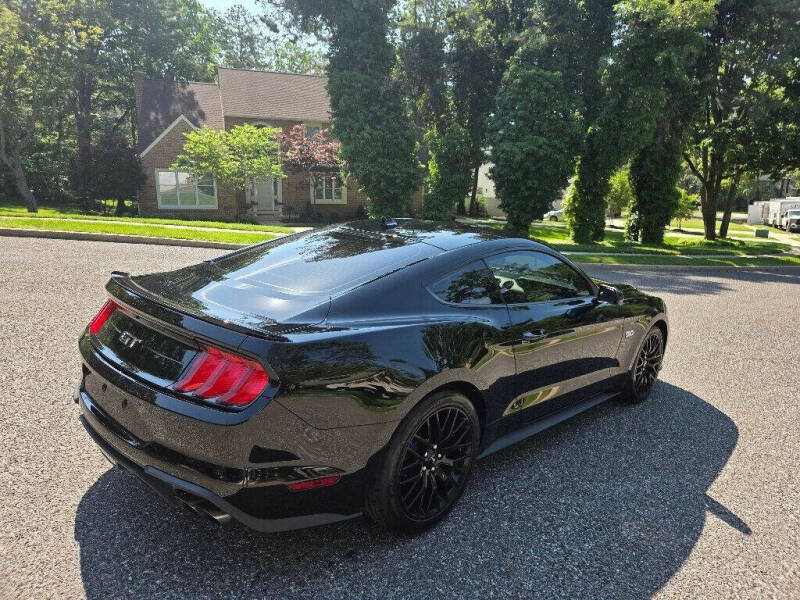 2022 Ford Mustang