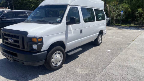 2009 Ford E-Series E-350 SD XLT