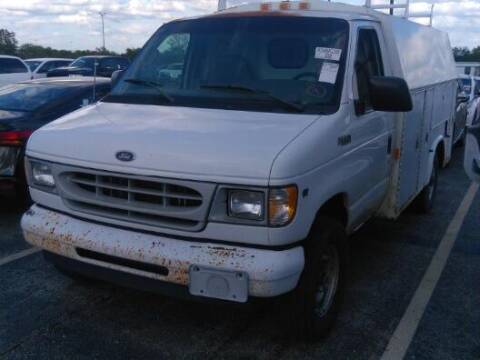 2002 Ford E-Series for sale at Quick Stop Motors in Kansas City MO