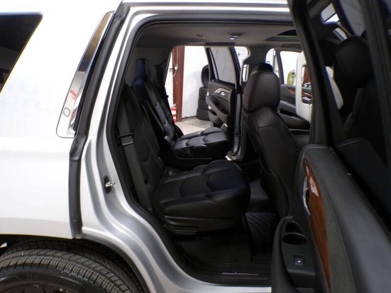 2020 Cadillac Escalade Luxury