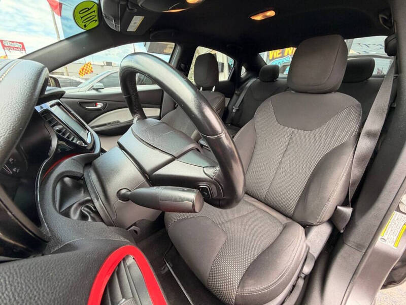 2016 Dodge Dart SXT