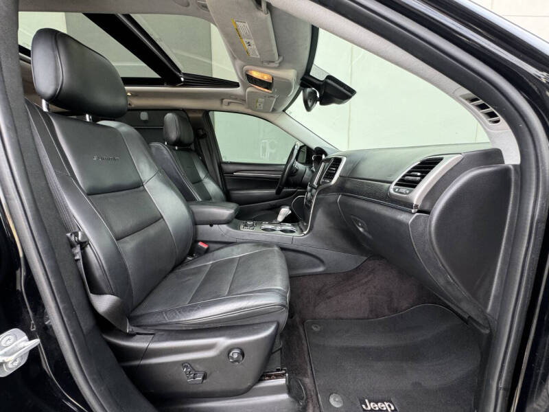 2017 Jeep Grand Cherokee Summit