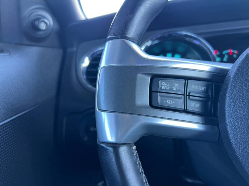 2013 Ford Mustang V6