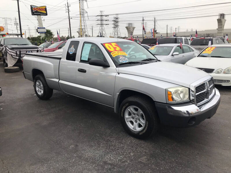 2005 Dodge Dakota for sale at Texas 1 Auto Finance in Kemah TX