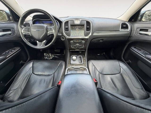 2016 Chrysler 300 C
