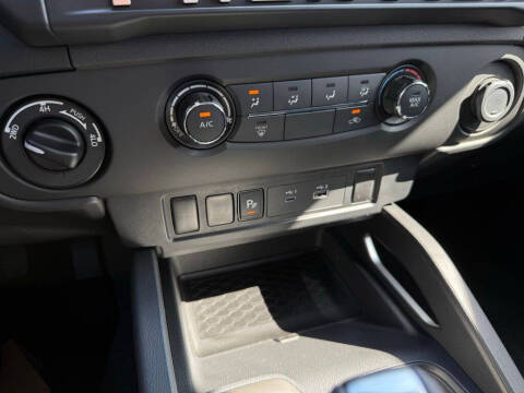 2026 Nissan Frontier SV