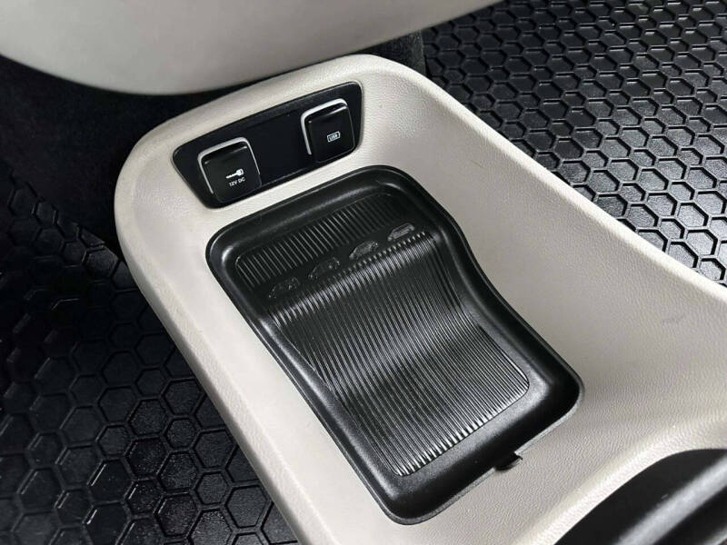 2017 Chrysler Pacifica Touring Plus