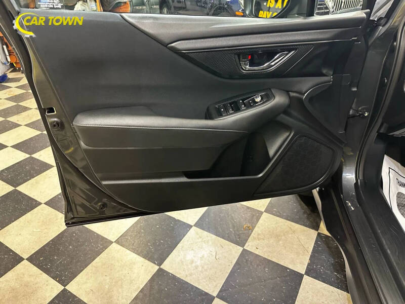 2024 Subaru Outback Premium