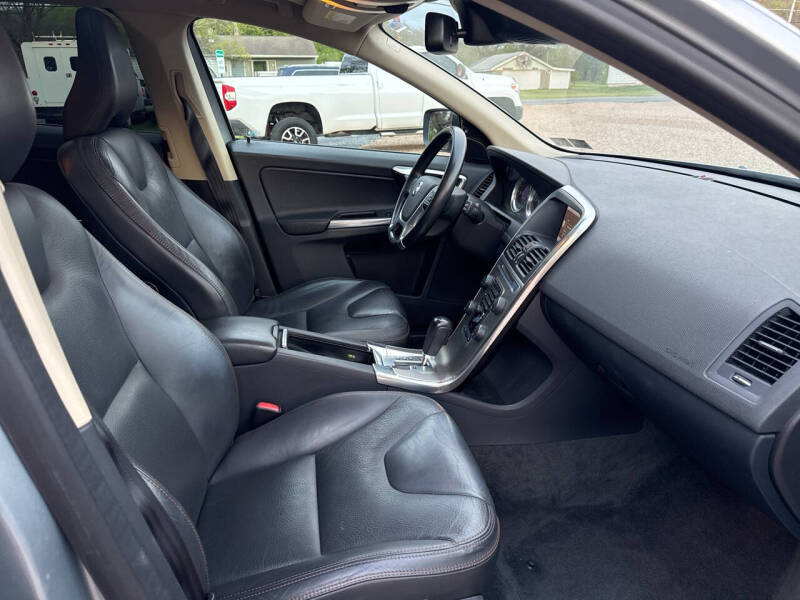 2012 Volvo XC60 T6 Premier Plus