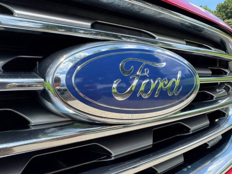 2024 Ford Edge Titanium