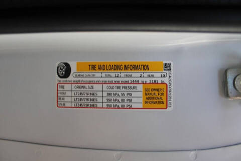 2024 Chevrolet Express LT 3500