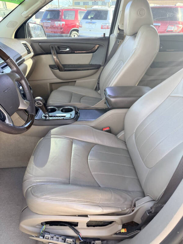 2013 GMC Acadia Denali