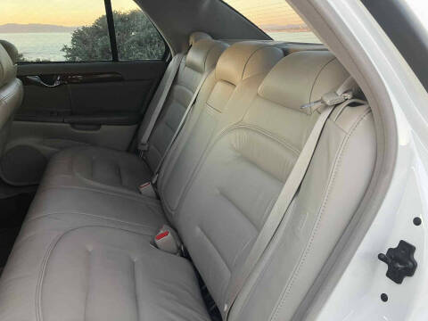 2002 Cadillac DeVille