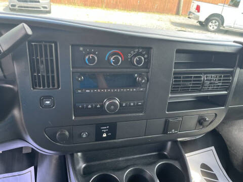 2017 Chevrolet Express 2500