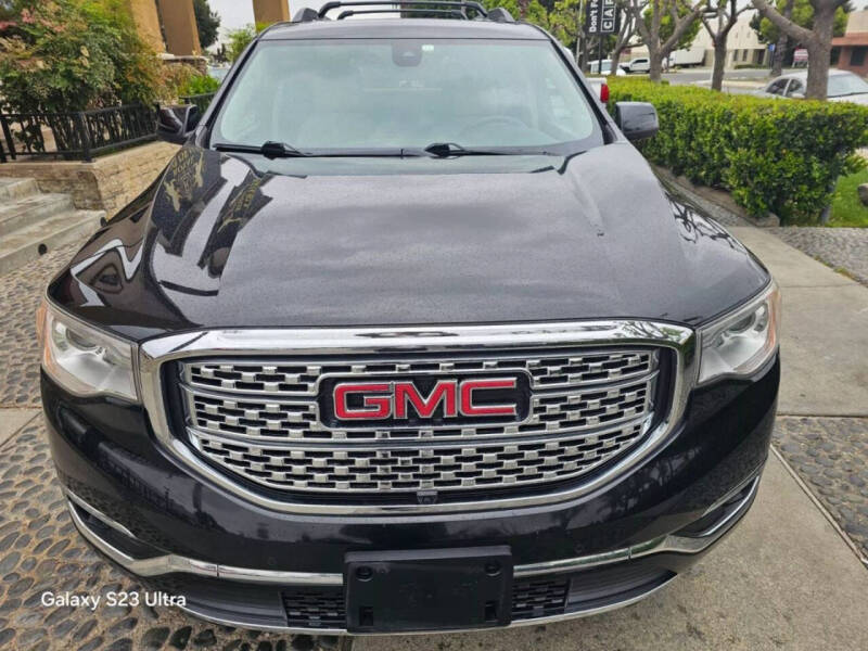 2017 GMC Acadia Denali