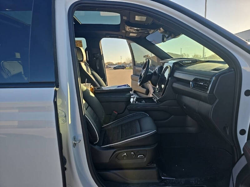 2025 GMC Yukon AT4 Ultimate