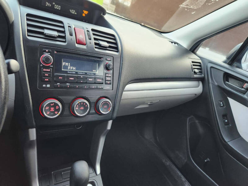 2014 Subaru Forester 2.5i