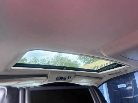 2013 Nissan Armada Platinum