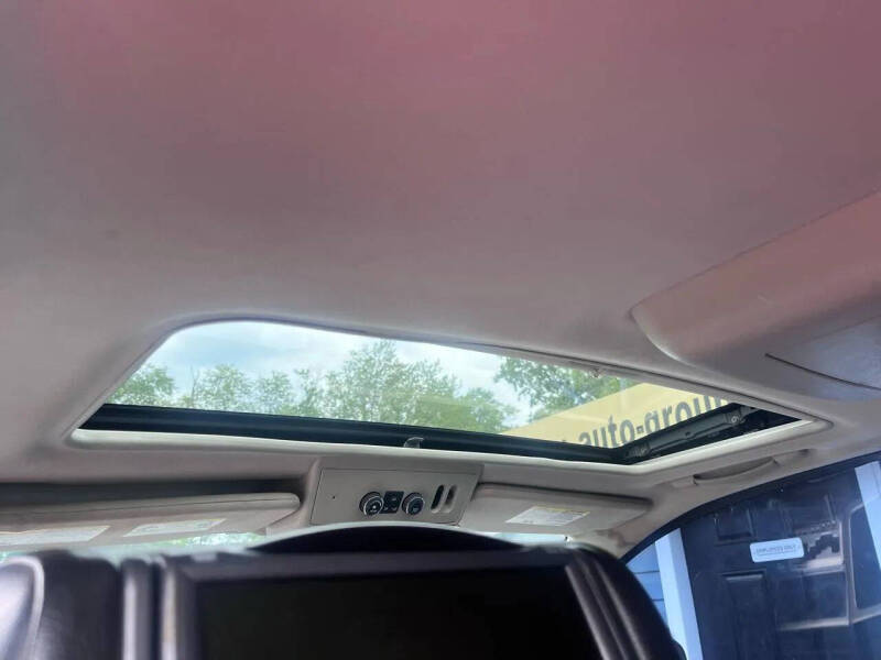 2013 Nissan Armada Platinum
