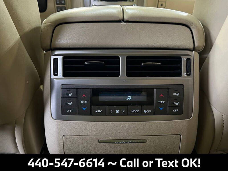 2013 Lexus LX 570