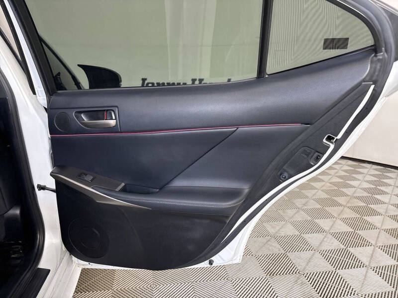 2019 Lexus IS 350