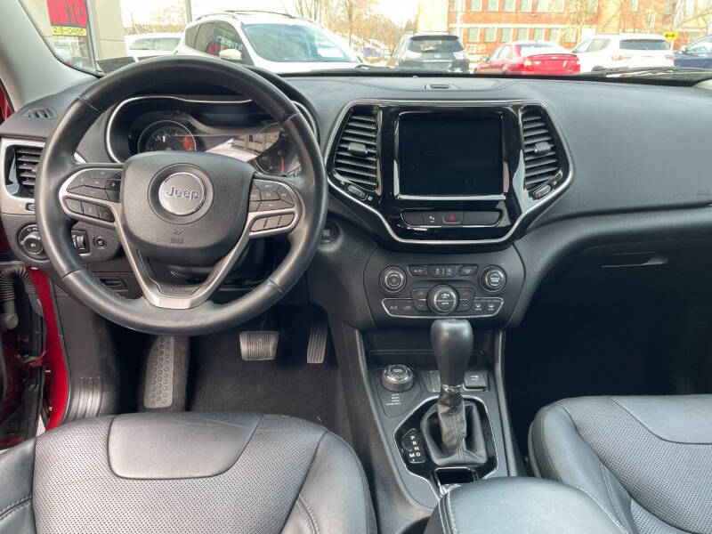 2019 Jeep Cherokee Limited photo 12