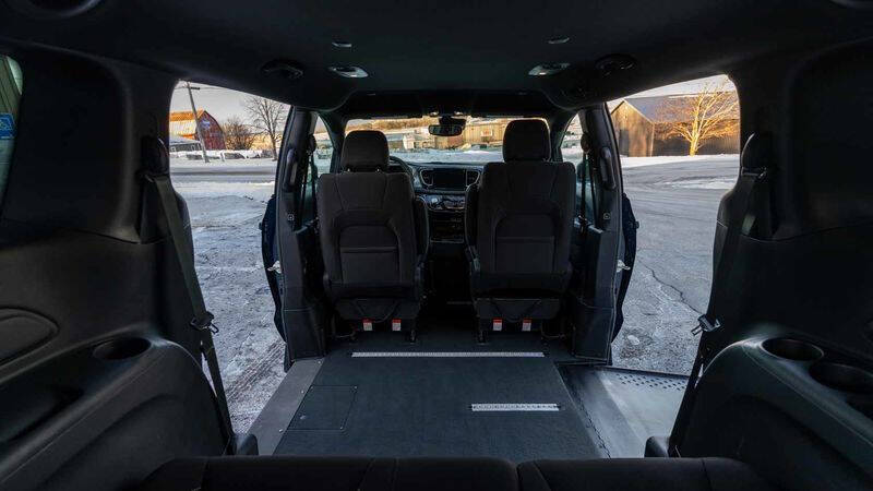 2022 Chrysler Pacifica Touring