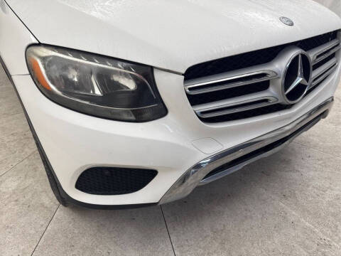 2017 Mercedes-Benz GLC GLC 300