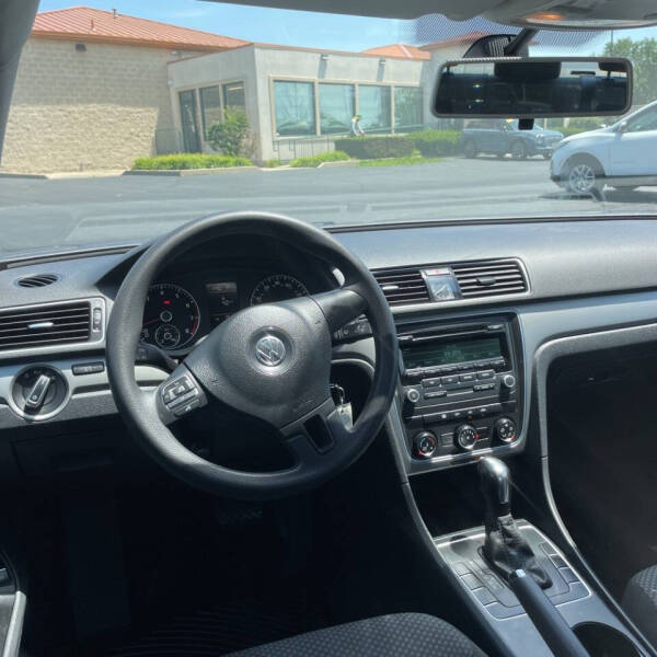 2013 Volkswagen Passat S