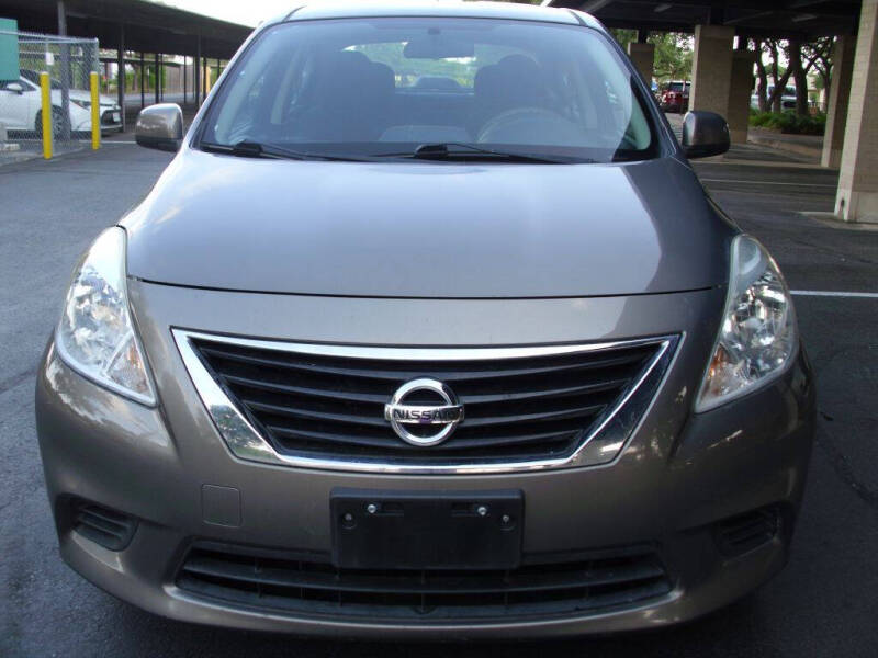2012 Nissan Versa