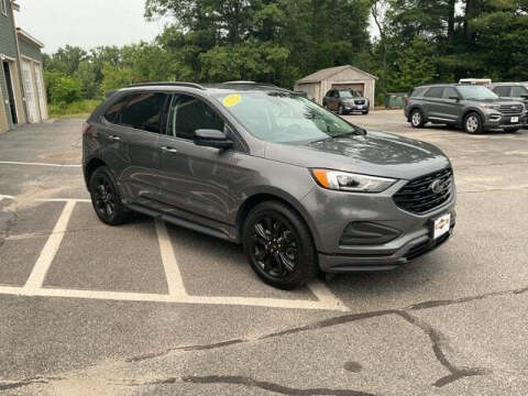 2022 Ford Edge SE