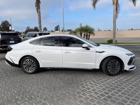 2025 Hyundai Sonata Hybrid Limited