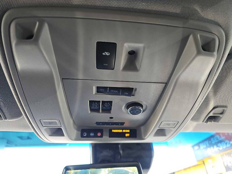 2017 Cadillac Escalade ESV Luxury