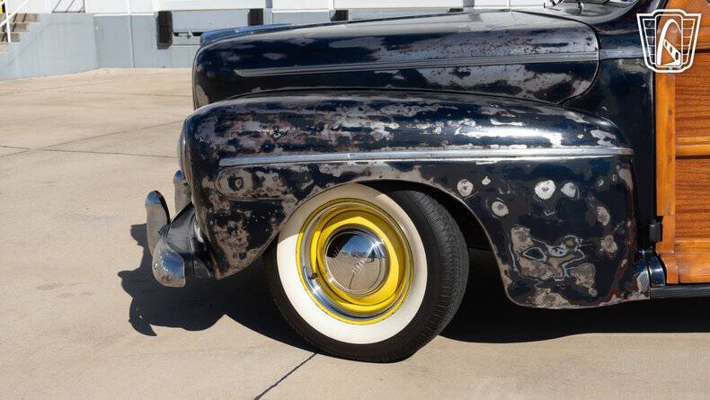 1946 Ford Super Deluxe